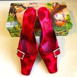 Rare Y2K BEVERLY FELDMAN Ltd Ed Weapon Satin Rose Kitten Heel Mule 7.5 MSRP $200